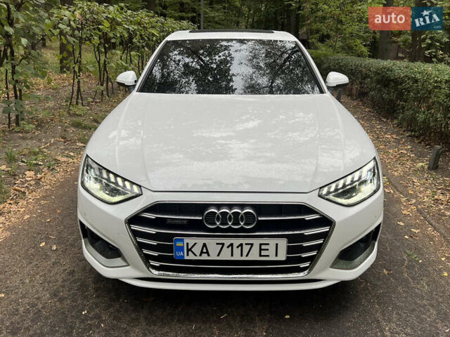 Белый Ауди А4, объемом двигателя 1.98 л и пробегом 46 тыс. км за 27900 $, фото 2 на Automoto.ua