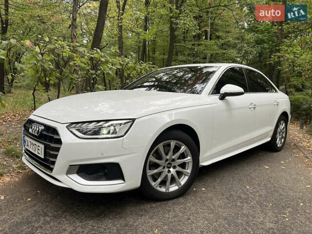 Белый Ауди А4, объемом двигателя 1.98 л и пробегом 46 тыс. км за 27900 $, фото 4 на Automoto.ua
