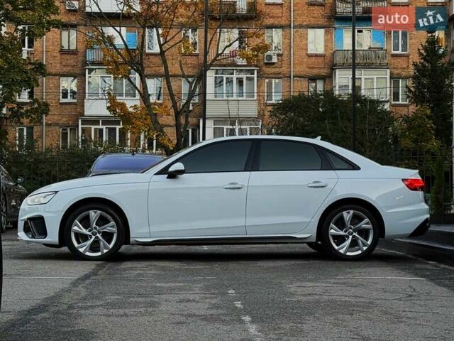 Білий Ауді А4, об'ємом двигуна 1.98 л та пробігом 76 тис. км за 30999 $, фото 15 на Automoto.ua