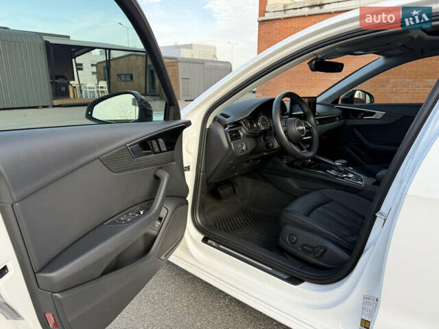 Білий Ауді А4, об'ємом двигуна 2 л та пробігом 126 тис. км за 23900 $, фото 39 на Automoto.ua