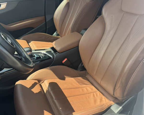 Белый Ауди А4, объемом двигателя 2 л и пробегом 111 тыс. км за 26100 $, фото 7 на Automoto.ua