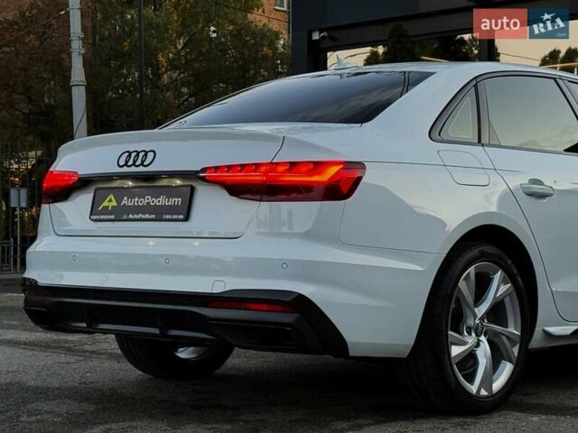 Білий Ауді А4, об'ємом двигуна 1.98 л та пробігом 76 тис. км за 30999 $, фото 21 на Automoto.ua