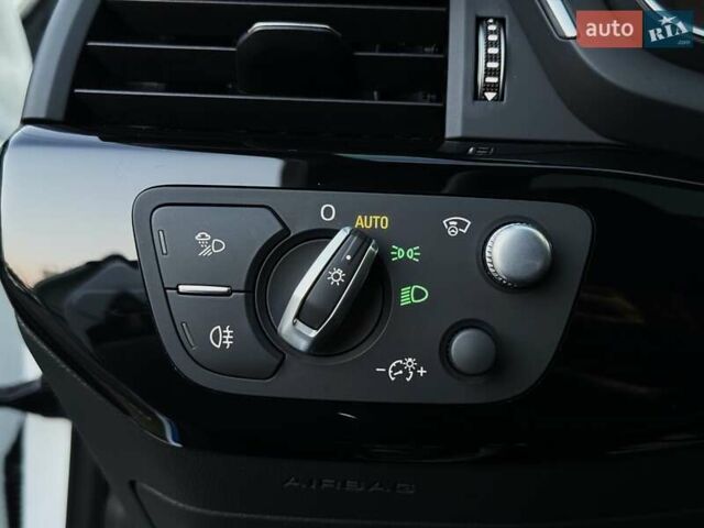 Білий Ауді А4, об'ємом двигуна 1.98 л та пробігом 76 тис. км за 30999 $, фото 44 на Automoto.ua