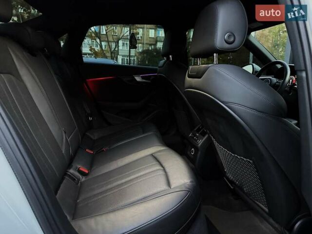 Белый Ауди А4, объемом двигателя 1.98 л и пробегом 76 тыс. км за 29999 $, фото 32 на Automoto.ua