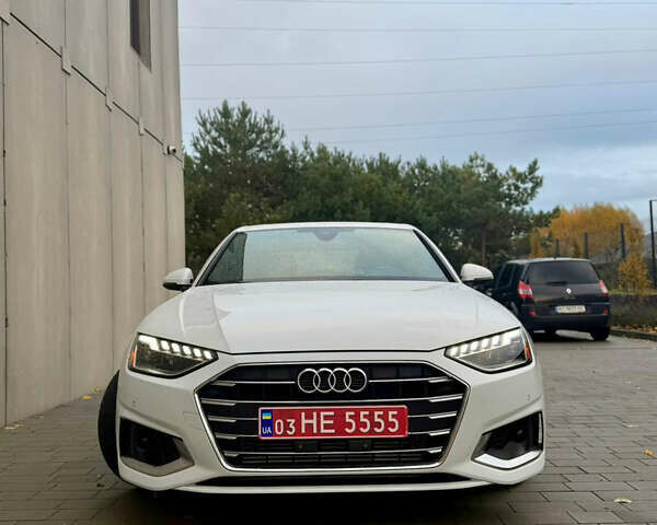 Білий Ауді А4, об'ємом двигуна 1.98 л та пробігом 39 тис. км за 28990 $, фото 1 на Automoto.ua