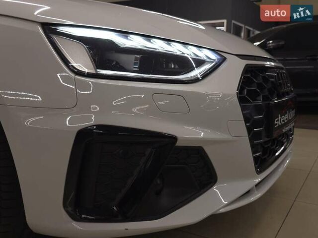 Белый Ауди А4, объемом двигателя 2 л и пробегом 76 тыс. км за 28999 $, фото 6 на Automoto.ua