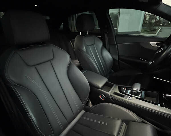 Белый Ауди А4, объемом двигателя 1.98 л и пробегом 40 тыс. км за 29499 $, фото 8 на Automoto.ua