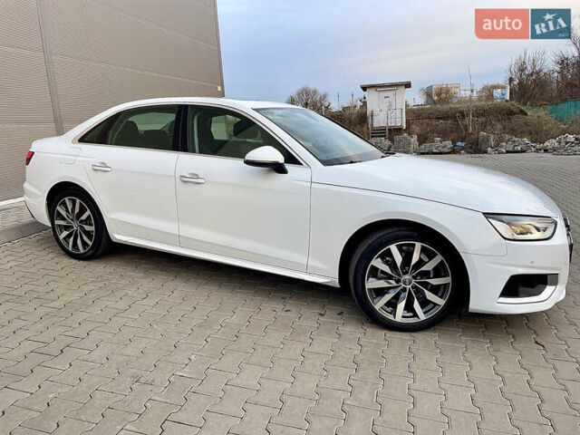 Белый Ауди А4, объемом двигателя 1.98 л и пробегом 5 тыс. км за 27800 $, фото 6 на Automoto.ua