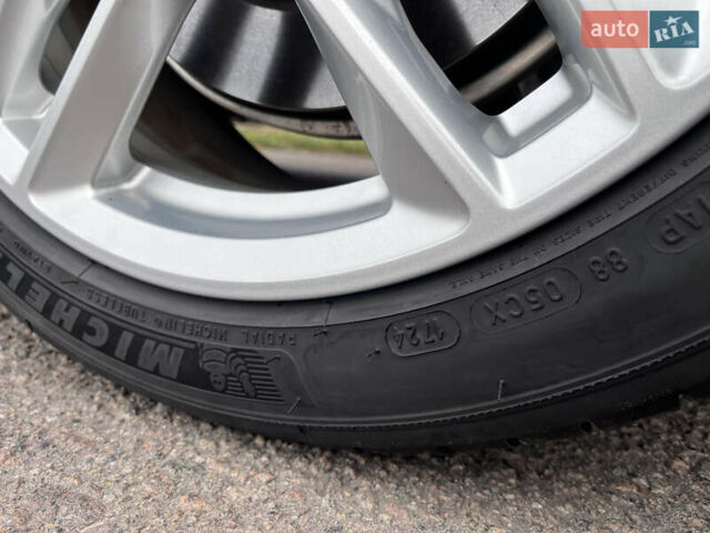 Белый Ауди А4, объемом двигателя 1.98 л и пробегом 39 тыс. км за 28500 $, фото 16 на Automoto.ua