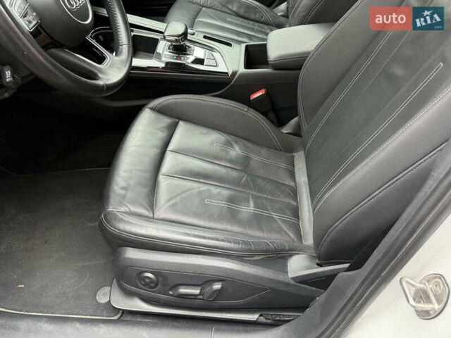 Білий Ауді А4, об'ємом двигуна 1.98 л та пробігом 82 тис. км за 25000 $, фото 7 на Automoto.ua