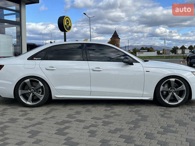 Белый Ауди А4, объемом двигателя 1.98 л и пробегом 82 тыс. км за 28000 $, фото 7 на Automoto.ua