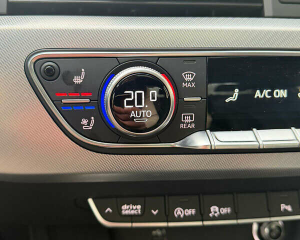 Білий Ауді А4, об'ємом двигуна 1.98 л та пробігом 39 тис. км за 28990 $, фото 4 на Automoto.ua