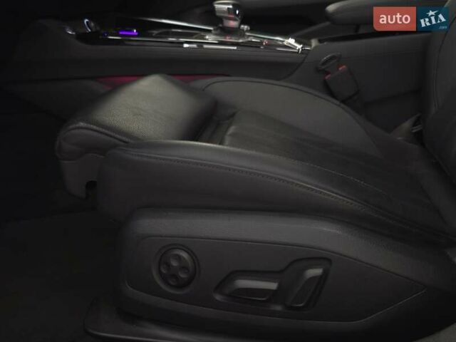 Белый Ауди А4, объемом двигателя 2 л и пробегом 76 тыс. км за 28999 $, фото 11 на Automoto.ua
