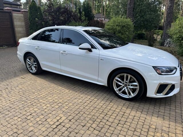 Білий Ауді А4, об'ємом двигуна 2 л та пробігом 184 тис. км за 19959 $, фото 3 на Automoto.ua