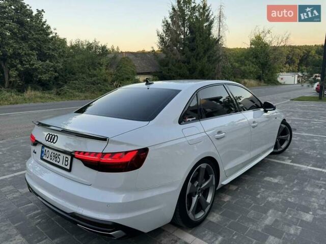 Білий Ауді А4, об'ємом двигуна 1.98 л та пробігом 79 тис. км за 28000 $, фото 4 на Automoto.ua