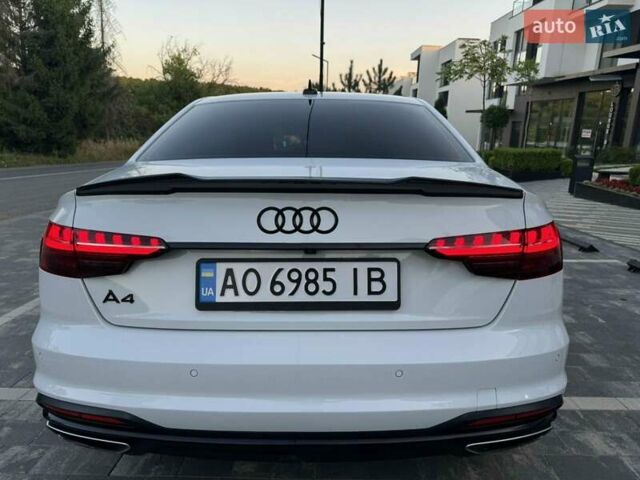 Білий Ауді А4, об'ємом двигуна 1.98 л та пробігом 79 тис. км за 28000 $, фото 1 на Automoto.ua