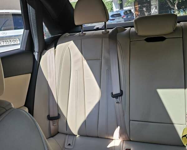 Білий Ауді А4, об'ємом двигуна 1.98 л та пробігом 86 тис. км за 36000 $, фото 1 на Automoto.ua