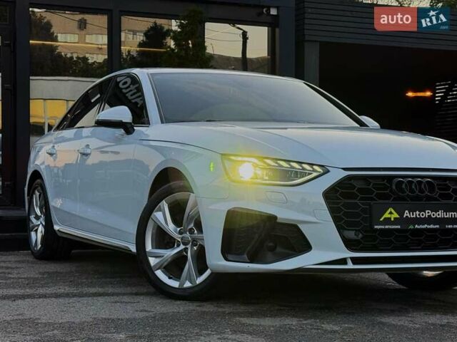 Білий Ауді А4, об'ємом двигуна 1.98 л та пробігом 76 тис. км за 30999 $, фото 13 на Automoto.ua