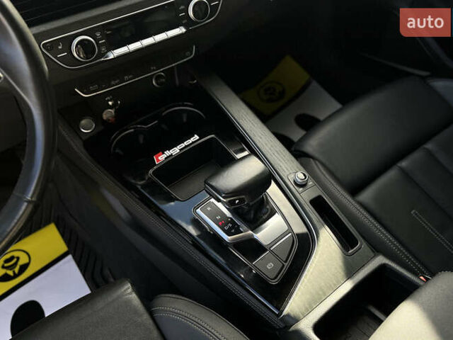 Белый Ауди А4, объемом двигателя 1.98 л и пробегом 82 тыс. км за 28000 $, фото 13 на Automoto.ua