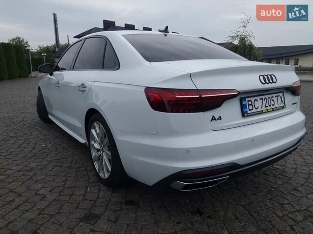 Білий Ауді А4, об'ємом двигуна 2 л та пробігом 52 тис. км за 23400 $, фото 5 на Automoto.ua
