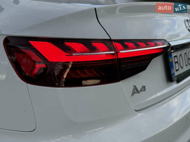 Білий Ауді А4, об'ємом двигуна 1.97 л та пробігом 45 тис. км за 27700 $, фото 15 на Automoto.ua
