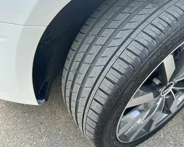 Белый Ауди А4, объемом двигателя 1.98 л и пробегом 54 тыс. км за 27700 $, фото 18 на Automoto.ua