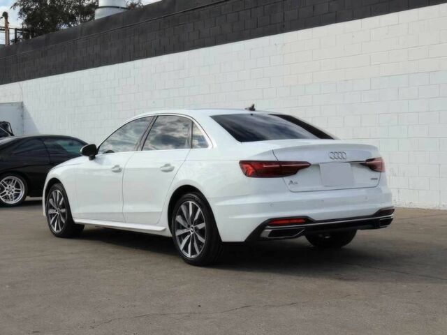 Белый Ауди А4, объемом двигателя 2 л и пробегом 27 тыс. км за 18000 $, фото 7 на Automoto.ua