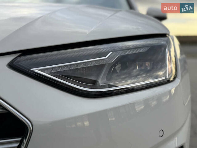 Білий Ауді А4, об'ємом двигуна 1.97 л та пробігом 45 тис. км за 27700 $, фото 24 на Automoto.ua