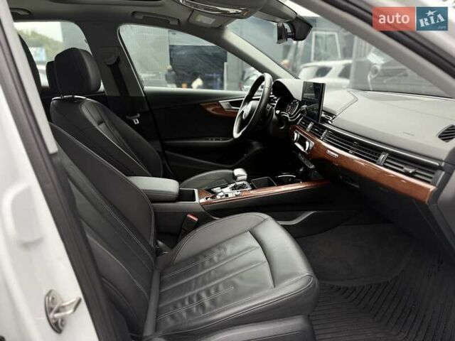 Білий Ауді А4, об'ємом двигуна 1.98 л та пробігом 20 тис. км за 23800 $, фото 66 на Automoto.ua