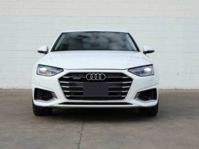 Белый Ауди А4, объемом двигателя 2 л и пробегом 27 тыс. км за 18000 $, фото 1 на Automoto.ua