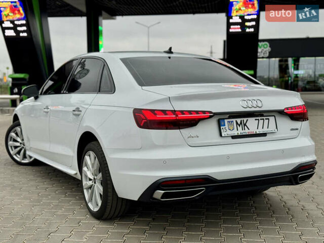 Белый Ауди А4, объемом двигателя 2 л и пробегом 132 тыс. км за 24500 $, фото 7 на Automoto.ua