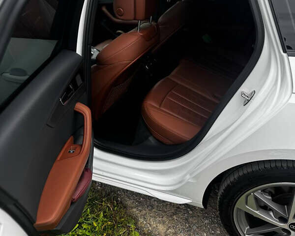 Белый Ауди А4, объемом двигателя 1.98 л и пробегом 67 тыс. км за 33000 $, фото 11 на Automoto.ua