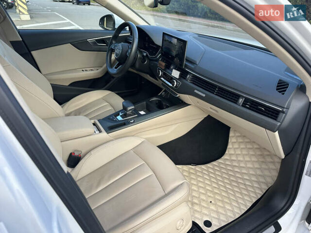 Белый Ауди А4, объемом двигателя 1.97 л и пробегом 58 тыс. км за 41999 $, фото 27 на Automoto.ua