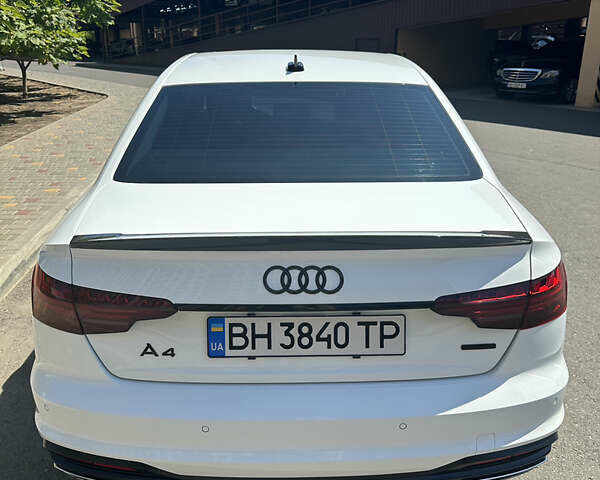 Белый Ауди А4, объемом двигателя 1.98 л и пробегом 54 тыс. км за 27700 $, фото 10 на Automoto.ua