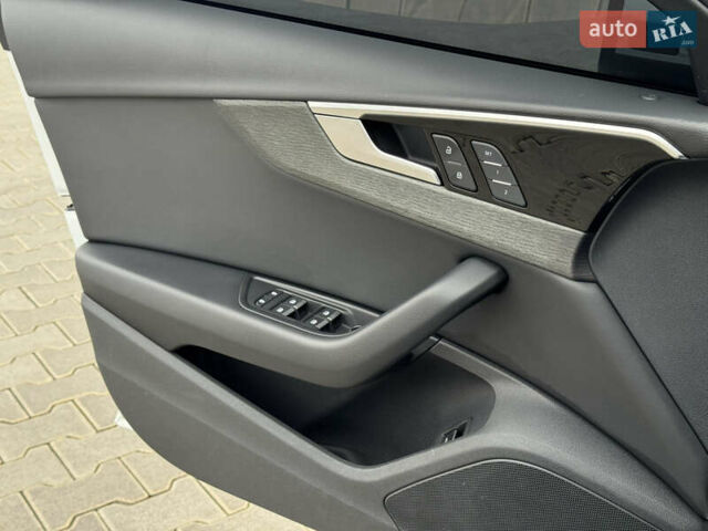 Белый Ауди А4, объемом двигателя 2 л и пробегом 132 тыс. км за 24500 $, фото 26 на Automoto.ua