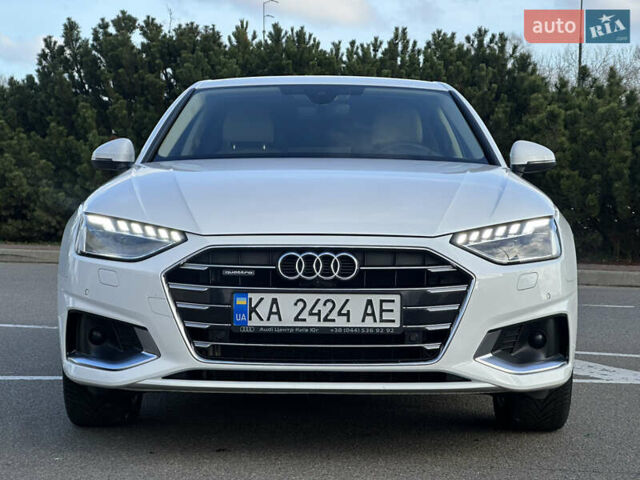 Белый Ауди А4, объемом двигателя 1.97 л и пробегом 58 тыс. км за 41999 $, фото 6 на Automoto.ua