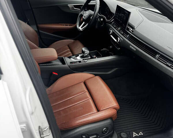 Белый Ауди А4, объемом двигателя 1.98 л и пробегом 67 тыс. км за 33000 $, фото 10 на Automoto.ua