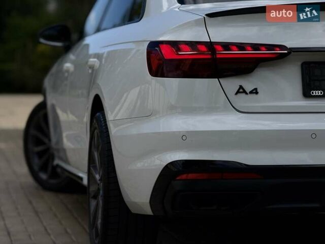 Білий Ауді А4, об'ємом двигуна 2 л та пробігом 37 тис. км за 35950 $, фото 36 на Automoto.ua