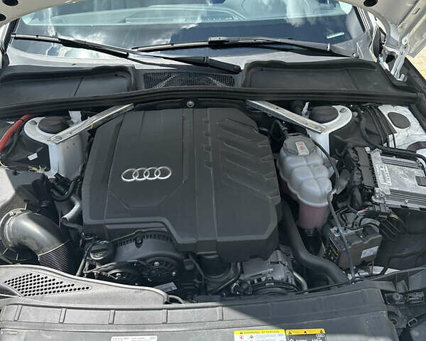 Белый Ауди А4, объемом двигателя 1.98 л и пробегом 54 тыс. км за 27700 $, фото 19 на Automoto.ua