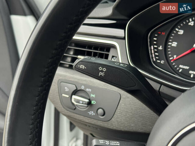 Белый Ауди А4, объемом двигателя 2 л и пробегом 132 тыс. км за 24500 $, фото 32 на Automoto.ua