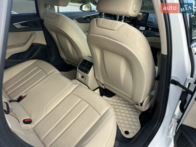 Белый Ауди А4, объемом двигателя 1.97 л и пробегом 58 тыс. км за 41999 $, фото 23 на Automoto.ua