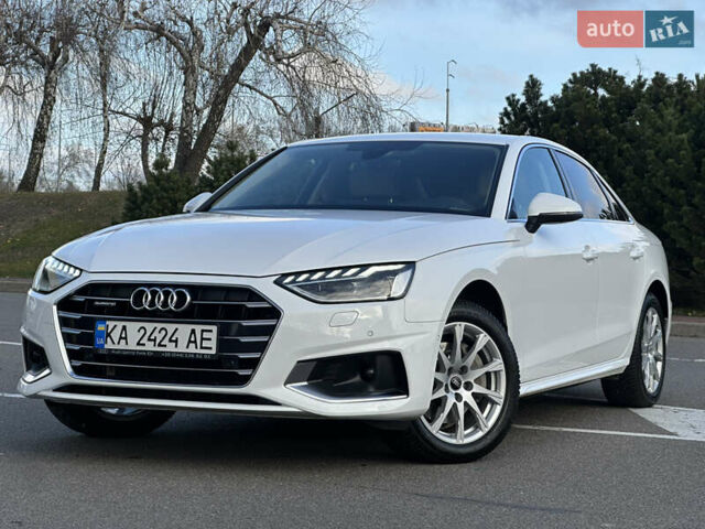 Белый Ауди А4, объемом двигателя 1.97 л и пробегом 58 тыс. км за 41999 $, фото 8 на Automoto.ua
