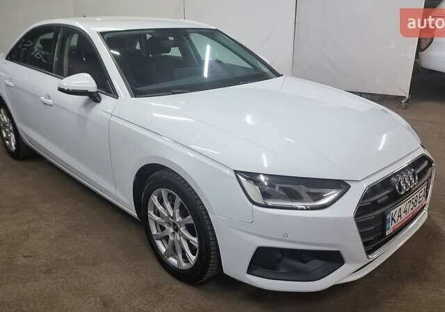 Белый Ауди А4, объемом двигателя 1.97 л и пробегом 72 тыс. км за 28900 $, фото 5 на Automoto.ua