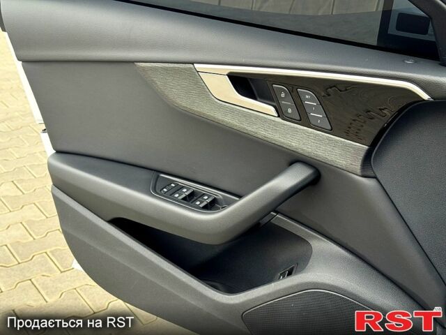 Білий Ауді А4, об'ємом двигуна 2 л та пробігом 132 тис. км за 24500 $, фото 6 на Automoto.ua