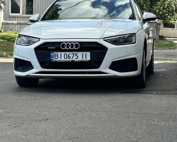 Белый Ауди А4, объемом двигателя 1.97 л и пробегом 132 тыс. км за 32800 $, фото 12 на Automoto.ua