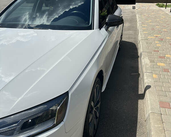 Белый Ауди А4, объемом двигателя 1.98 л и пробегом 54 тыс. км за 27700 $, фото 23 на Automoto.ua