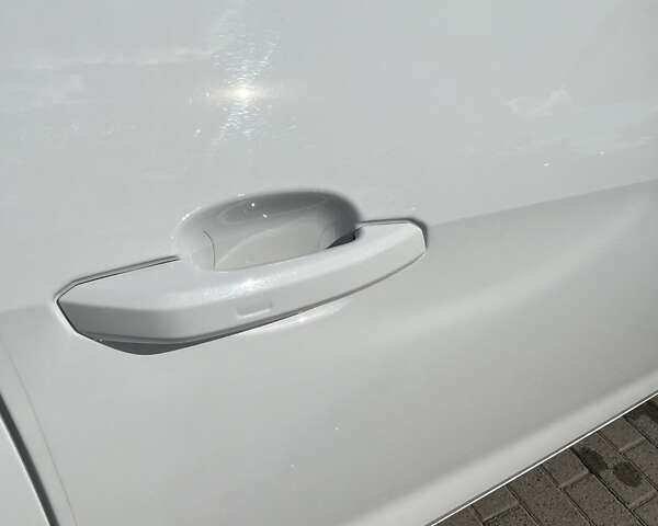 Белый Ауди А4, объемом двигателя 1.97 л и пробегом 132 тыс. км за 32800 $, фото 6 на Automoto.ua