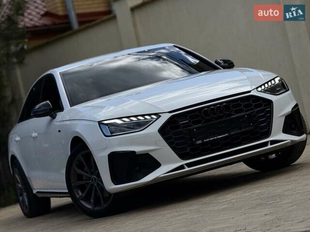 Білий Ауді А4, об'ємом двигуна 2 л та пробігом 37 тис. км за 35950 $, фото 9 на Automoto.ua