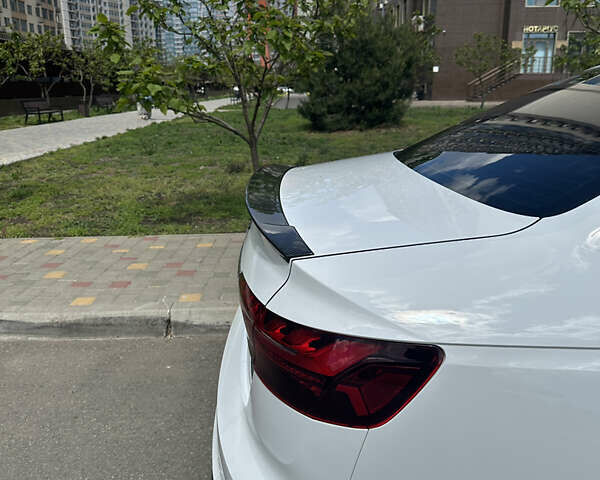 Белый Ауди А4, объемом двигателя 1.98 л и пробегом 54 тыс. км за 27700 $, фото 25 на Automoto.ua