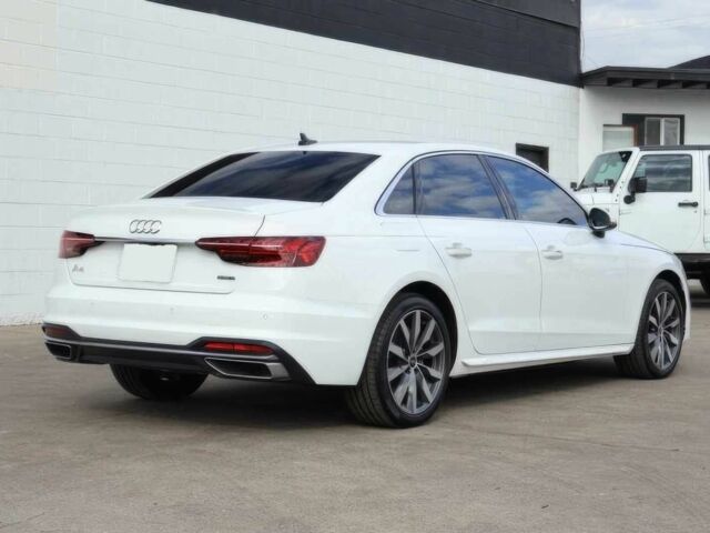 Белый Ауди А4, объемом двигателя 2 л и пробегом 27 тыс. км за 18000 $, фото 5 на Automoto.ua